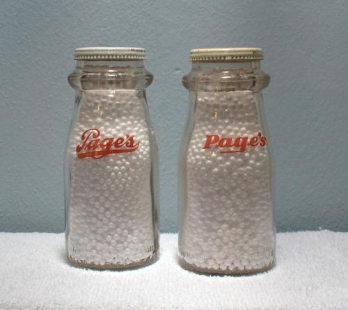 Pages-Half-Pint-Milk-Bottle-Late-1940s-Old-and-New-Red-Logo